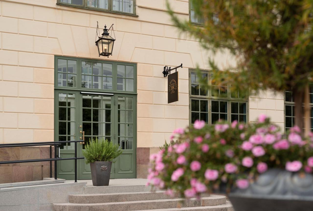 Hotel Naesby Slott Täby Esterno foto
