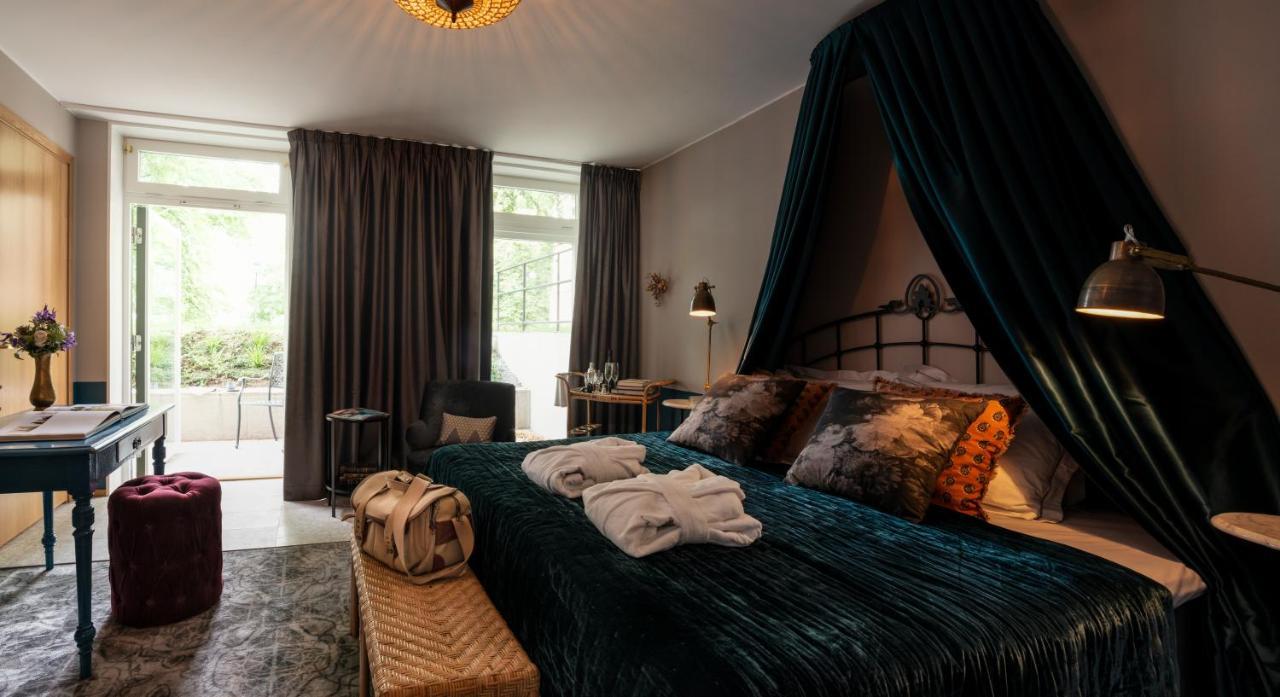Hotel Naesby Slott Täby Esterno foto